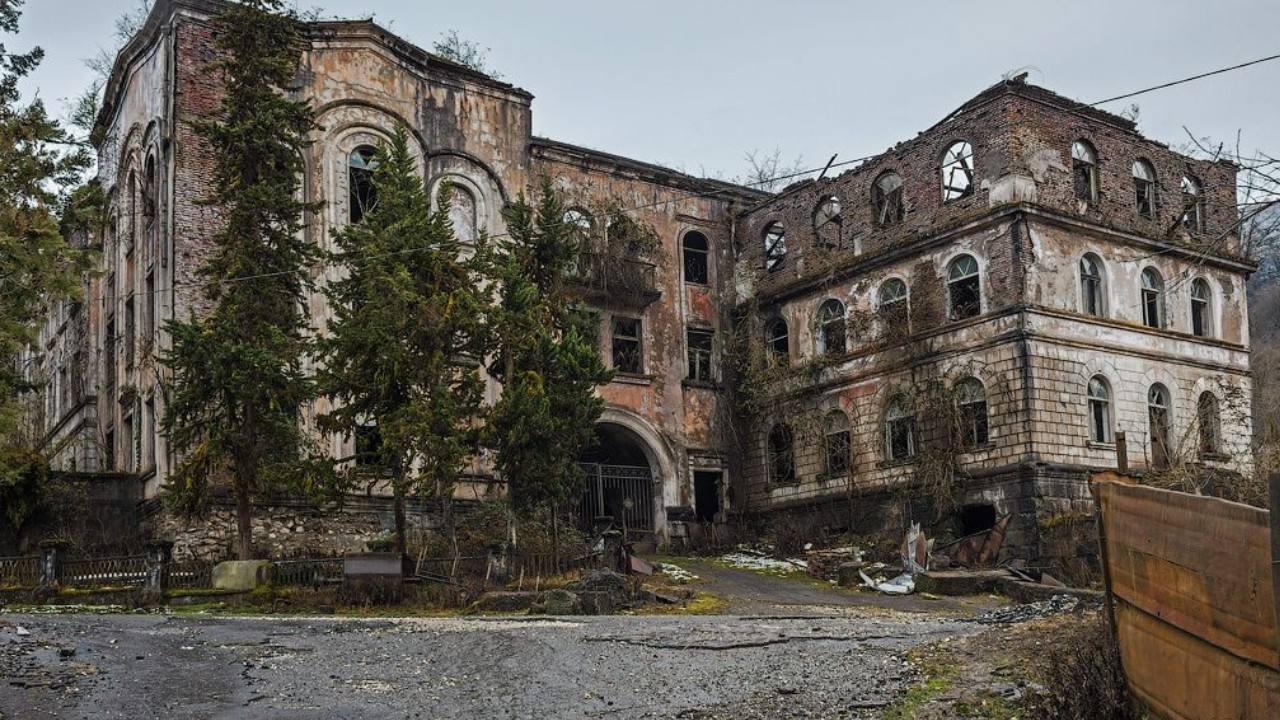 Абхазия заброшки